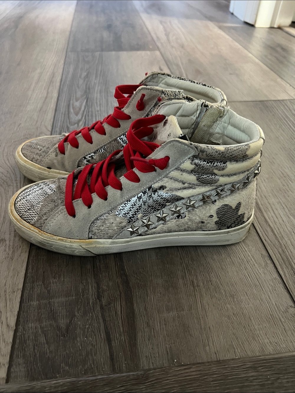 Steve Madden Gray High-Top Sneakers with Red Laces